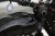 korek paliwa Motone z czarnego frezowanego aluminium do motocykli Triumph i Harley.jpg