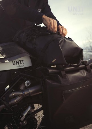 Torba motocyklowa Khali-duffle-bag-30l-TPU-na moto1.jpg